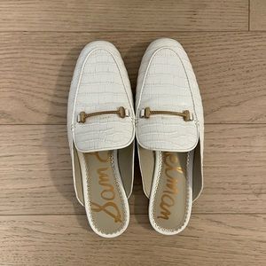 Sam Edelman Laurna Mules in White (Size 6)